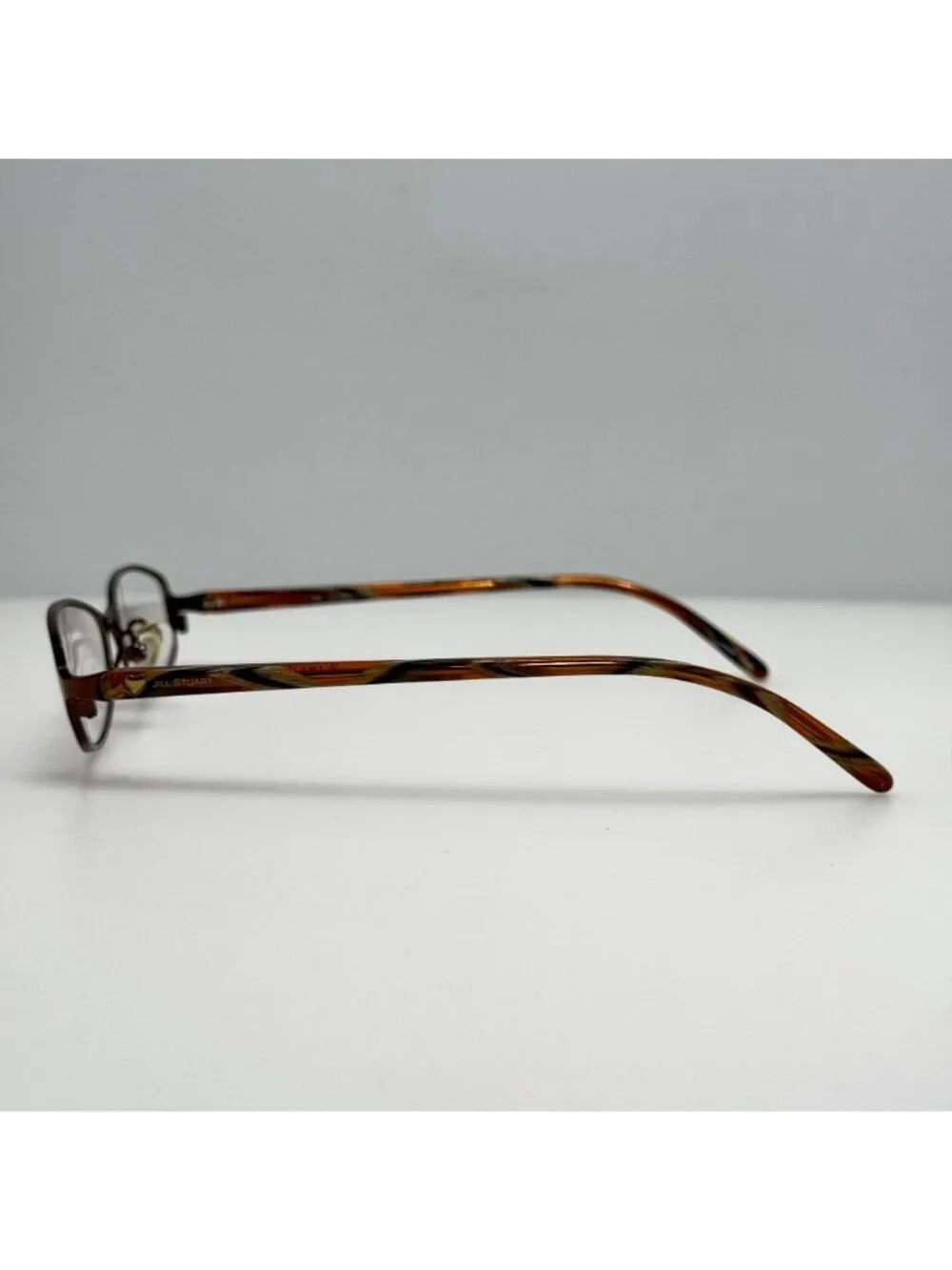 Jill Stuart lenses are